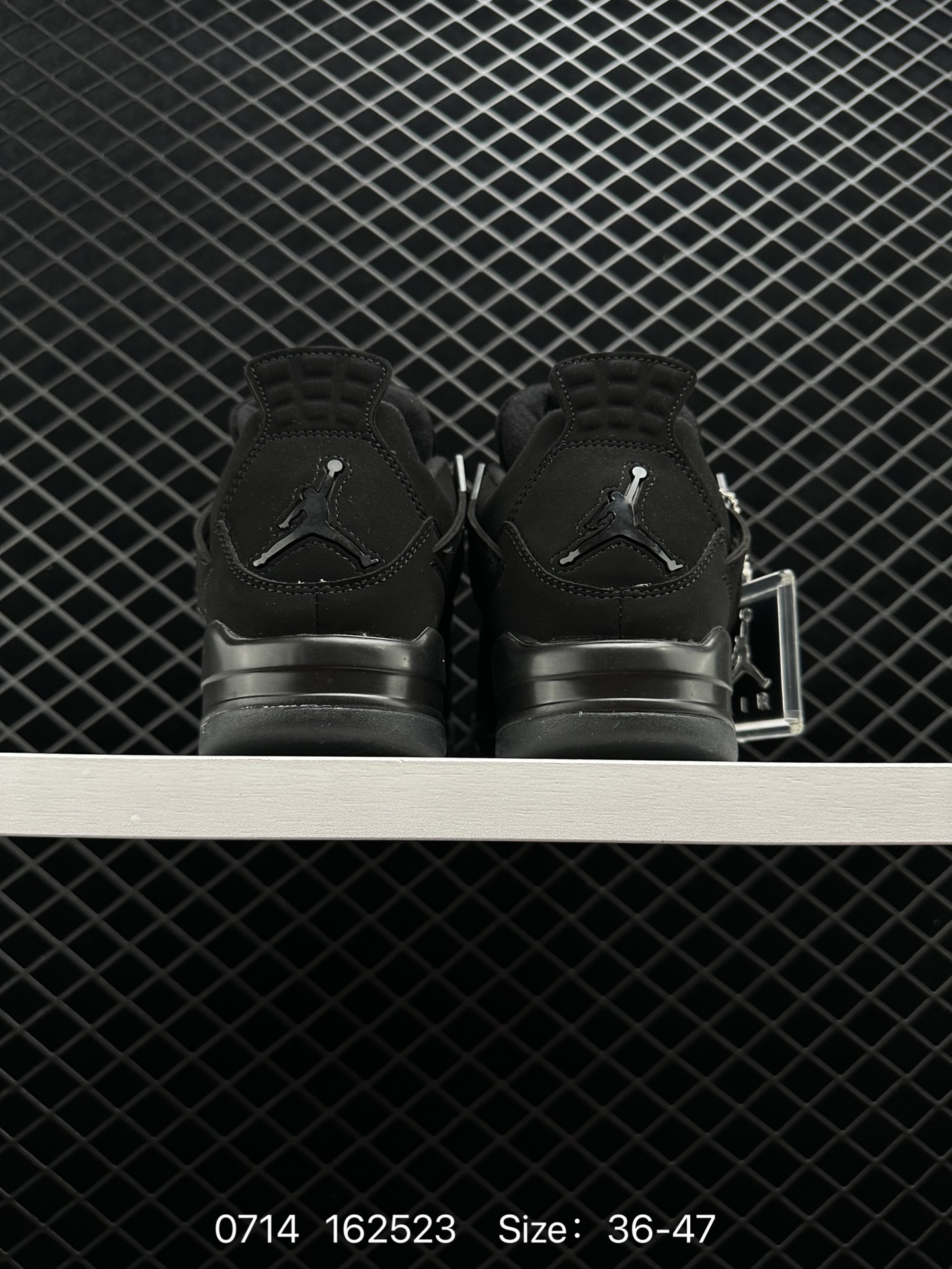 Air Jordan 4 “Cat”